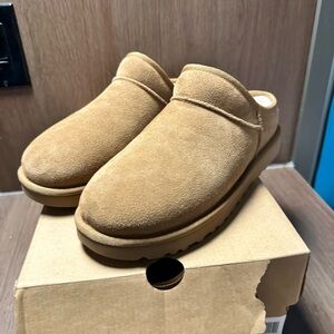 Ugg classic slipper in Chestnut